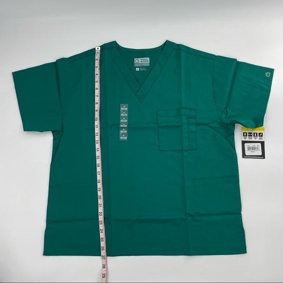 NWT Wonderwink Pro Scrub Top in Hunter Green Size M - Picture 5 of 8